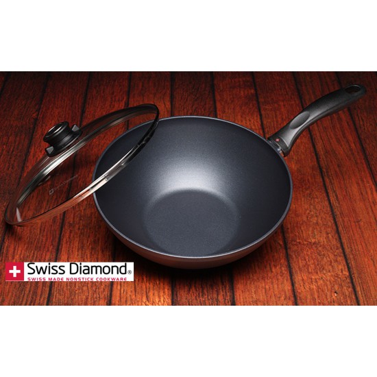 Wok con coperchio cm 36 Wok con coperchio cm 36